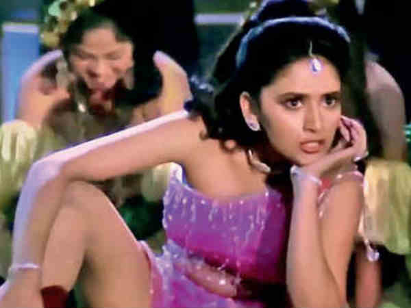 pics-madhuri-dixit-first-doordarshan-serial-bombay-meri-hai-was-rejected-as-she-wasnt-good-enough