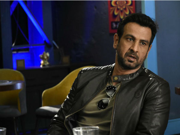 Ronit Roy Ronit Roy