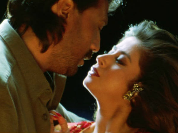 25-years-of-rangeela-aamir-khan-boycotted-awards-after-being-sabotaged-by-shahrukh-khan