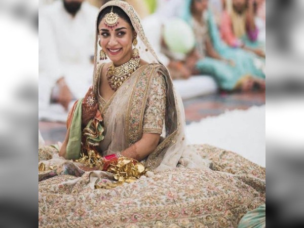 सीरीज में आप किस करिदार को निभा रही हैं?