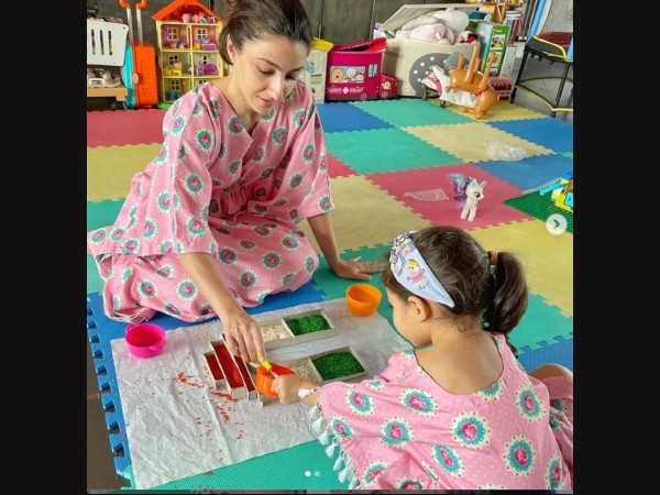 इनाया खेमू