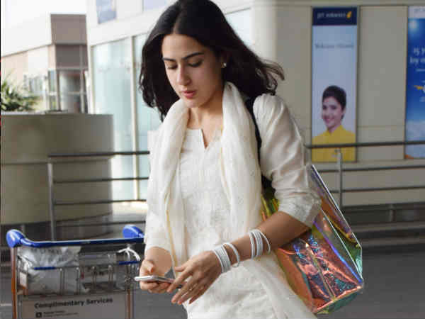 भारतीय परिधानों में जीता दिल