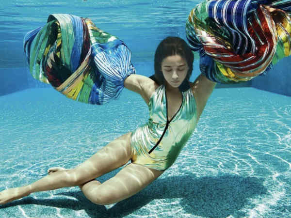 कंट्रोवर्सी में घिरी कंट्रोवर्सी में घिरी