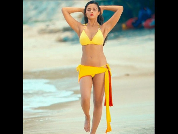 चाइल्ड आर्टिस्ट थीं आलिया चाइल्ड आर्टिस्ट थीं आलिया