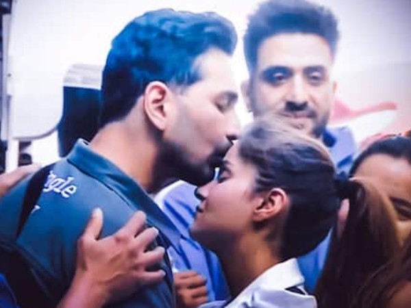 दोस्ती औ दुश्मनी