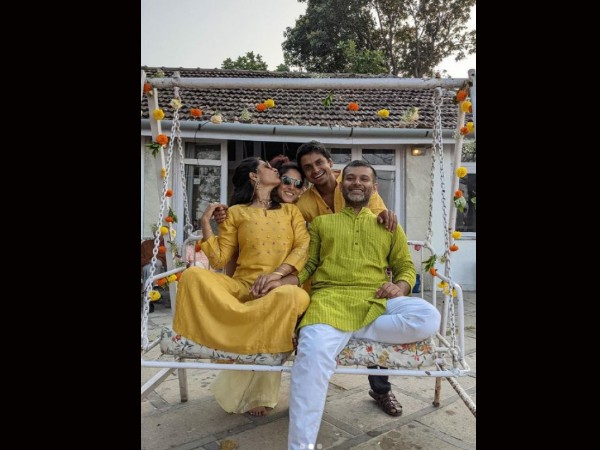 खुश नजर आ रही हैं