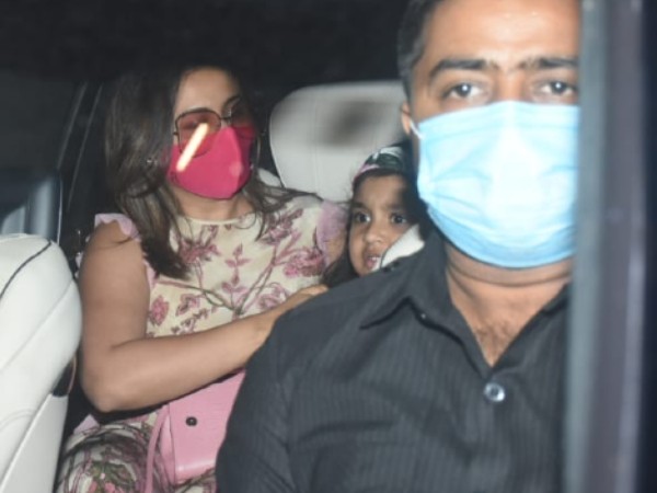 अदीरा की झलक