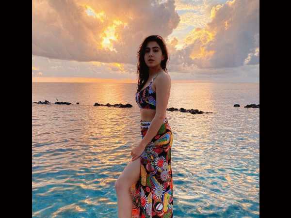 पूल पार्टी के मज़े