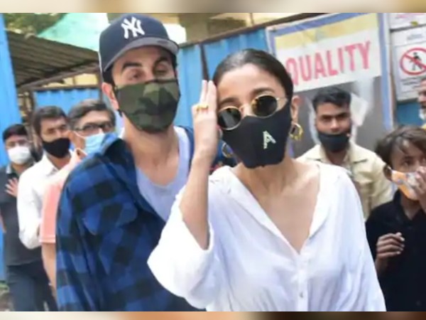 गंगूबाई काठियावाड़ी के चलते भंसाली के भी टच में थीं आलिया