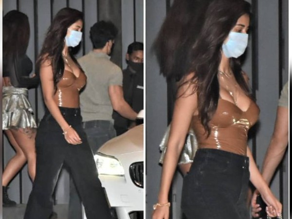 एक रात पहले ही पार्टी शुरू