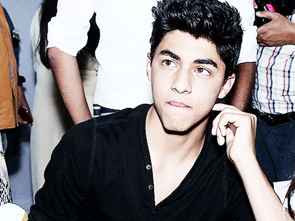 गुड लुक्स, गुड लुक्स और गुड लुक्स