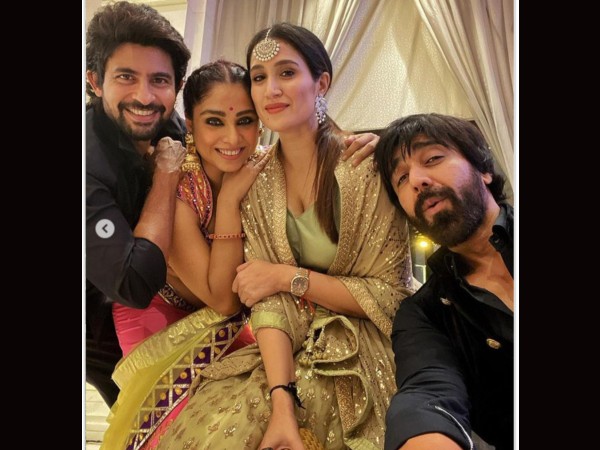 सागरिका - हुसैन