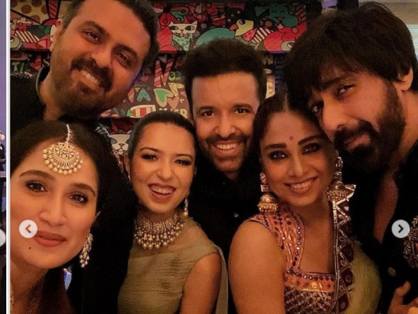 एक तस्वीर काफी नहीं