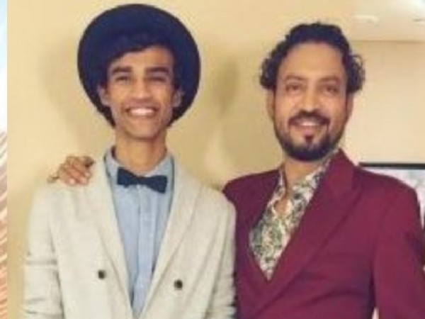 ट्रिब्यूट दिया गया ट्रिब्यूट दिया गया