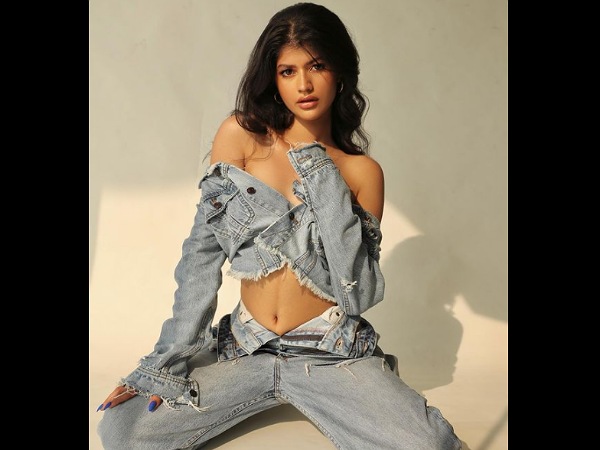 हॉट तस्वीरें
