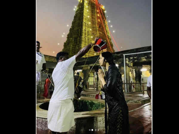 पहुंची रामेश्वरम धाम