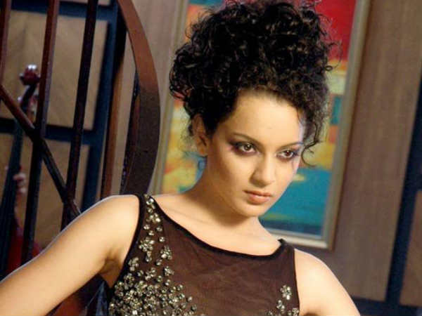  'धाकड़' और 'तेजस'