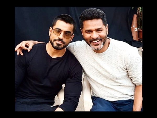 हर जगह पर सरकारी कैंप होना चाहिए हर जगह पर सरकारी कैंप होना चाहिए