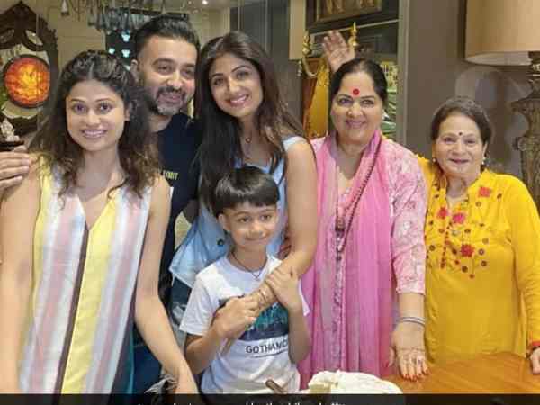 shilpa-shetty-kisses-covid-positive-husband-raj-kundra-in-salman-khan-way shilpa-shetty-kisses-covid-positive-husband-raj-kundra-in-salman-khan-way