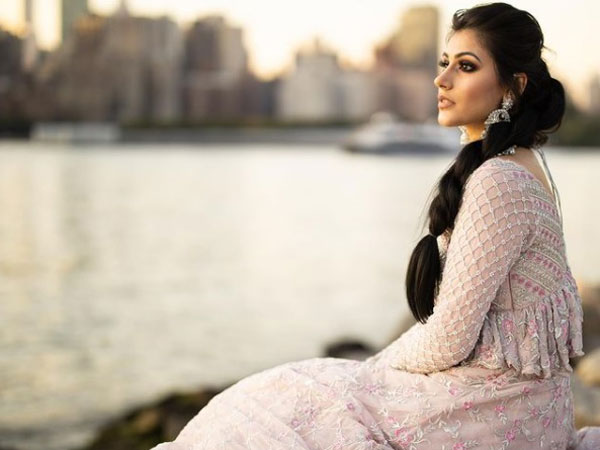 नेपोटिज्म के सवाल पर सोनिया ने कहा- वो हैं तो कोई वजह है