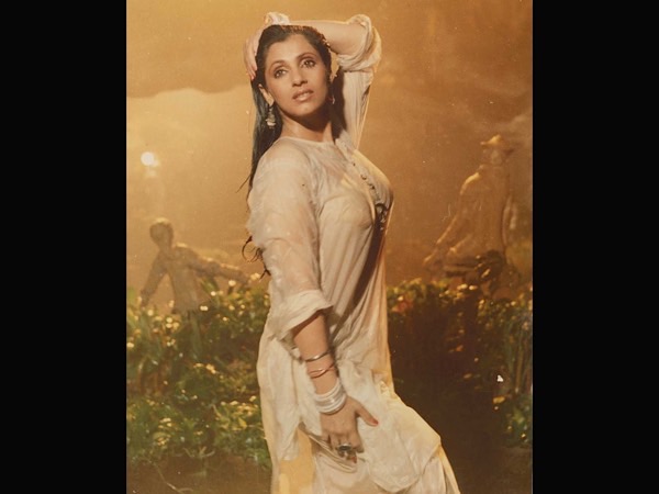 डिंपल कपाड़िया का ग्लैमरस