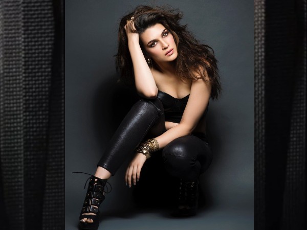 kriti sanon kriti sanon