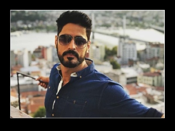 Mohit Raina, Mohit Raina,