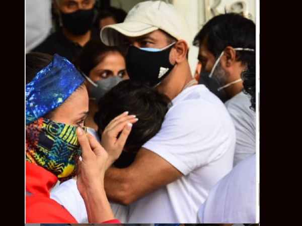 ईश्वर परिवार को शक्ति