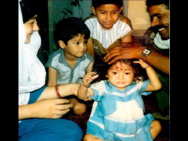 तो क्या मां अनुष्का शर्मा की तरह दिखती हैं वामिका