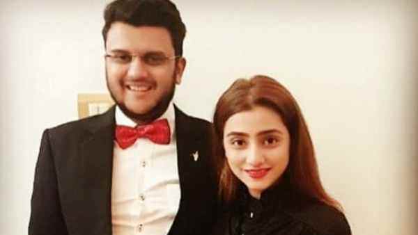 पहली कंफर्म प्रतिभागी पहली कंफर्म प्रतिभागी