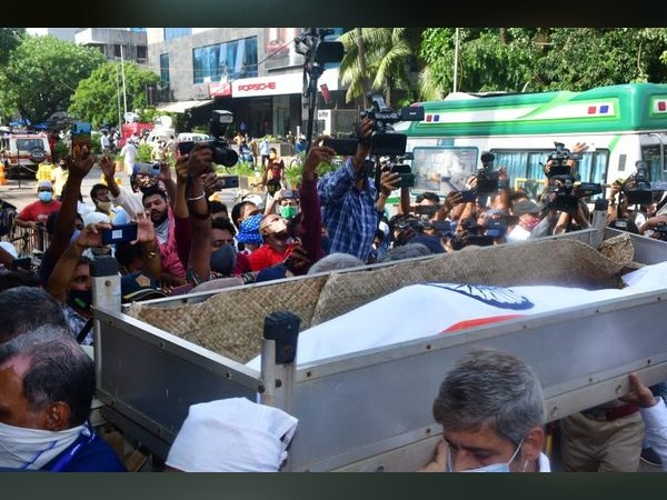 आख‍िरी सांसें