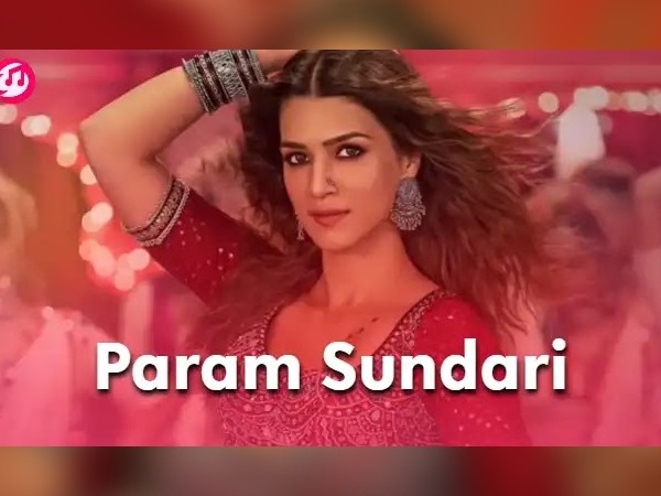 भेड़िया में कृति सेनन