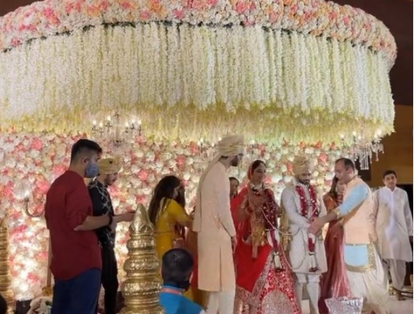 राहुल-दिशा की शादी की साज सज्जा