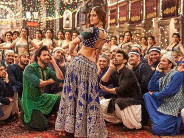 केवल बड़े बैनर के नाम