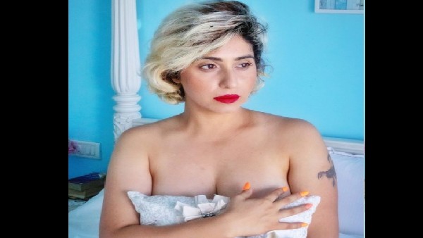 बिग बॅास ओटीटी की कंटेस्टेंट नेहा भसीन की बोल्ड फोटो