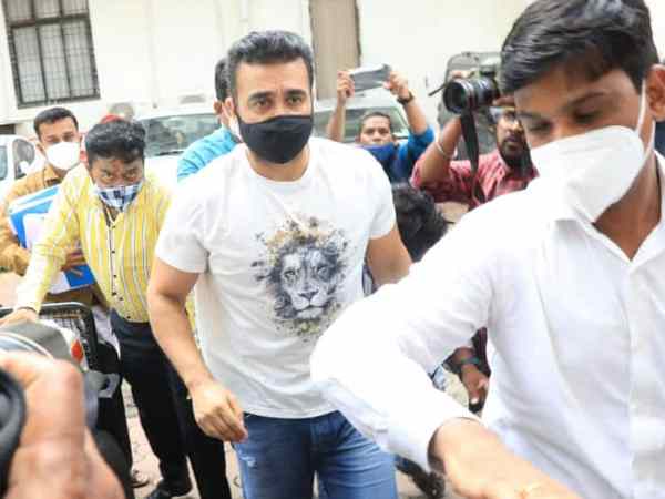 हॉटशॉट एप के ज़रिए पॉर्न की कमाई