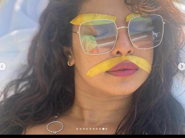 मस्ती के मूड में