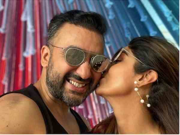 अफवाहों का भी बाज़ार