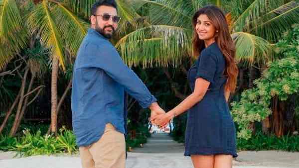 लोग लगातार कर रहे हैं ट्रोल