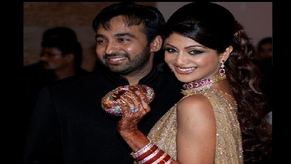  कई मॉडल्स ने लगाए गंभीर आरोप