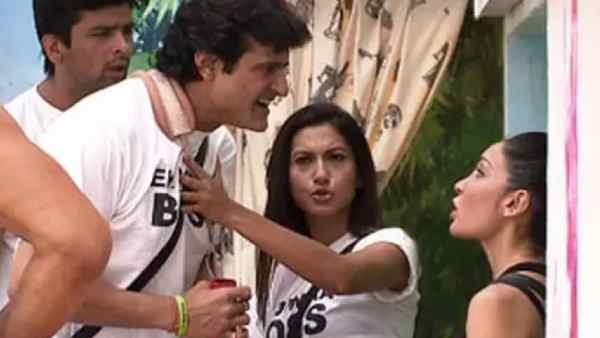 बिग बॉस के घर से हुई थी गिरफ्तारी बिग बॉस के घर से हुई थी गिरफ्तारी