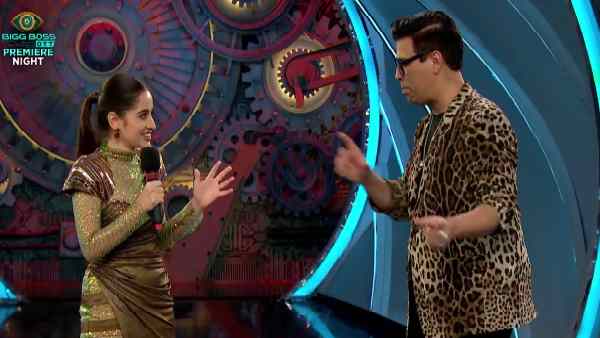 शो पर गर्मी बढ़ाने आईं उर्फी जावेद