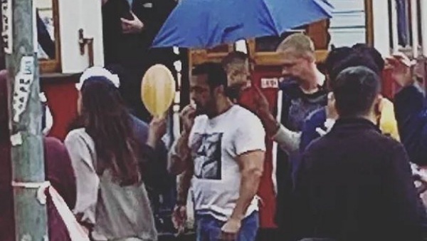 अलग तरह के लुक