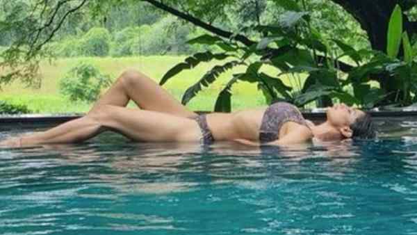 फैन्स दे रहे ढेर सारा प्यार