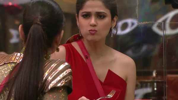 घर के अंदर भी झगड़ा