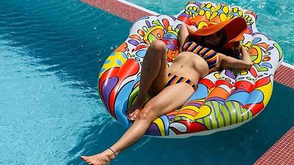 घर के झगड़े पर लिए मज़े