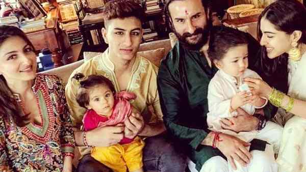 इकट्ठा हुआ था पूरा परिवार