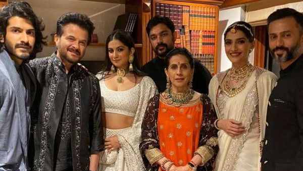 अपने परिवार की magum opus