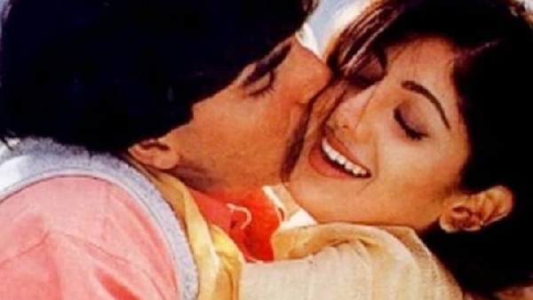 बर्थडे पर अक्षय ने किया मां को याद बर्थडे पर अक्षय ने किया मां को याद