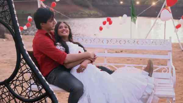 ऑन स्क्रीन से ऑफ स्क्रीन